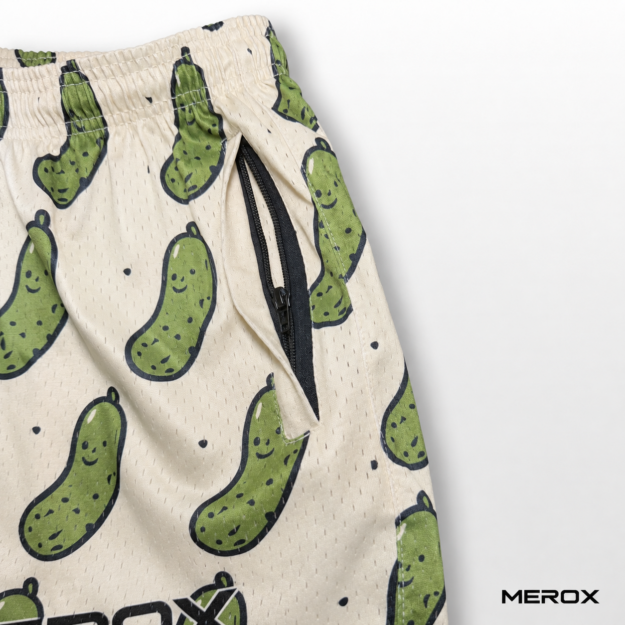 MEROX Pickle mesh shorts zipper pocket detail