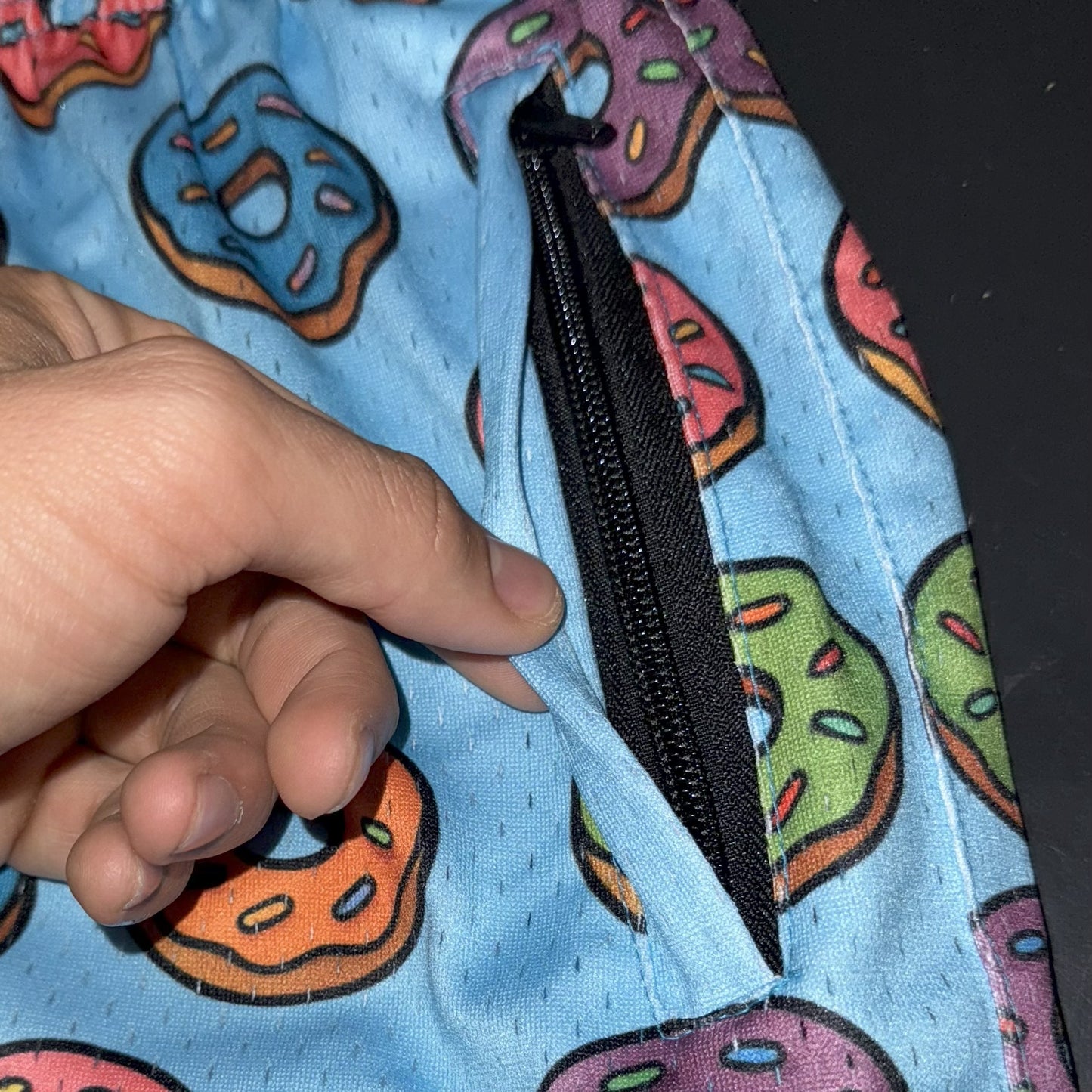 5-Inch Inseam Gym Shorts with Zipper Pockets - Stylish Multicolor Cartoon Donut Pattern Design for Active Wear