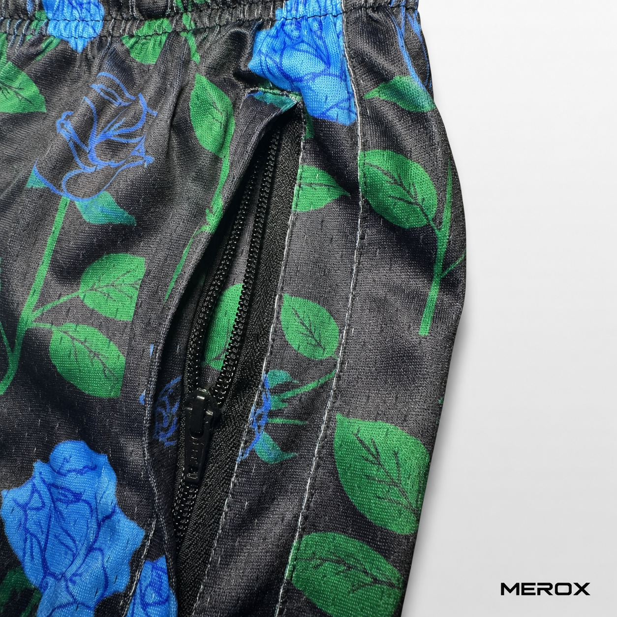 MEROX Diamond Flower shorts zipper pocket detail