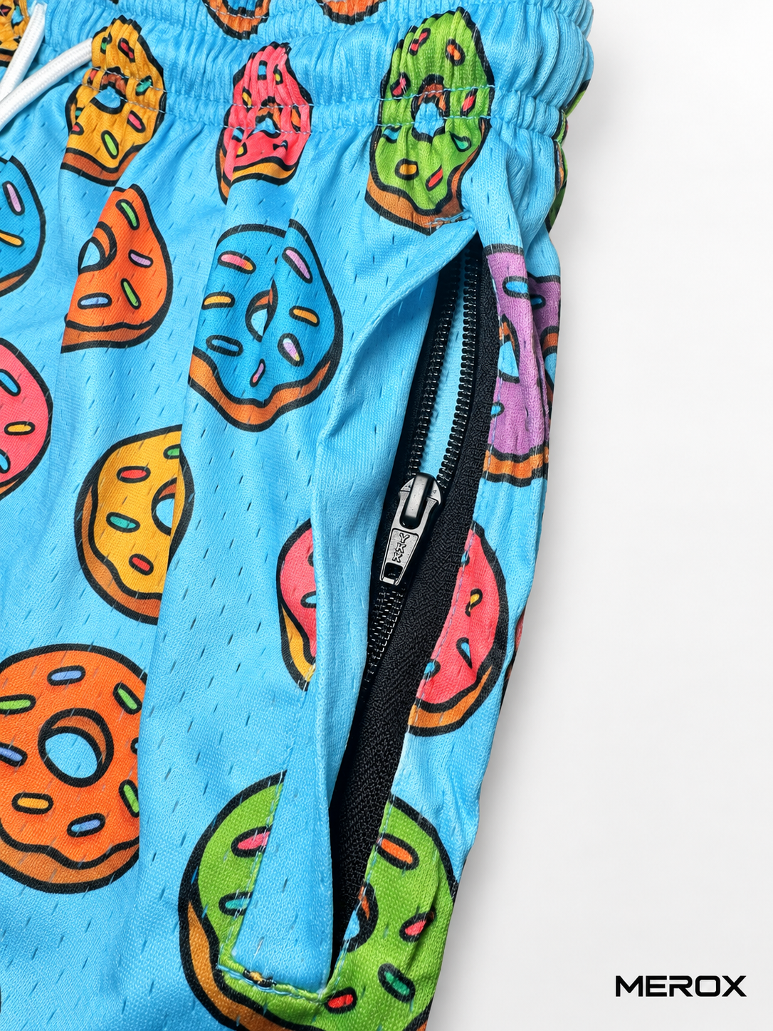 MEROX Donut mesh shorts zipper pocket detail
